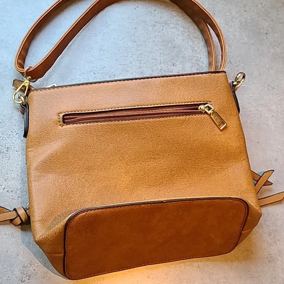 Unique Hand Bag - Picture 4 of 4